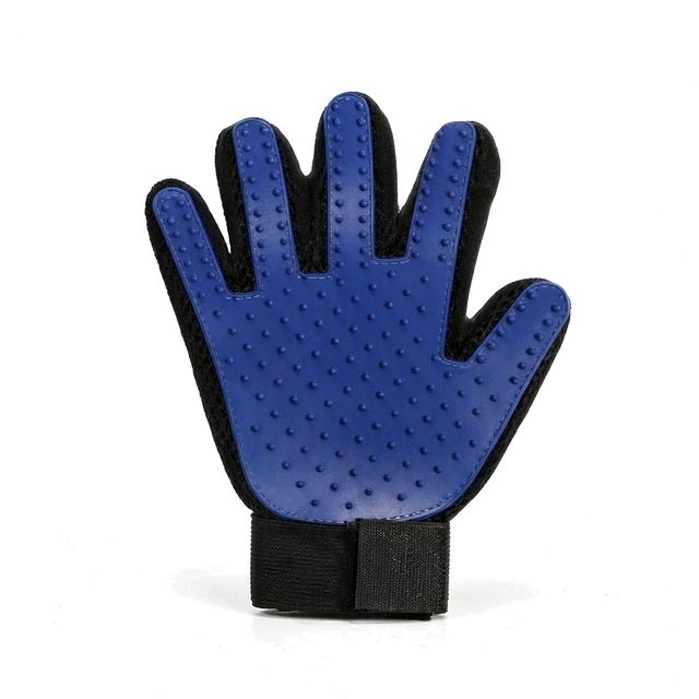 Studio packshot of a silicone pet grooming glove - silicone pet grooming glove deshedding brush with wrist strap - deshedding brush wholesale supplier